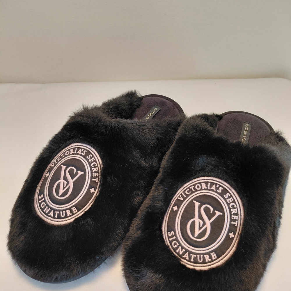 Victoria's Secret Black Fur Slippers